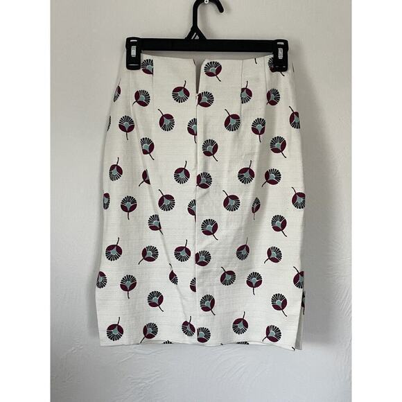 Ann Taylor LOFT Women's Size 2 White Multi-Color Floral Woven Pencil Skirt - Picture 5 of 6